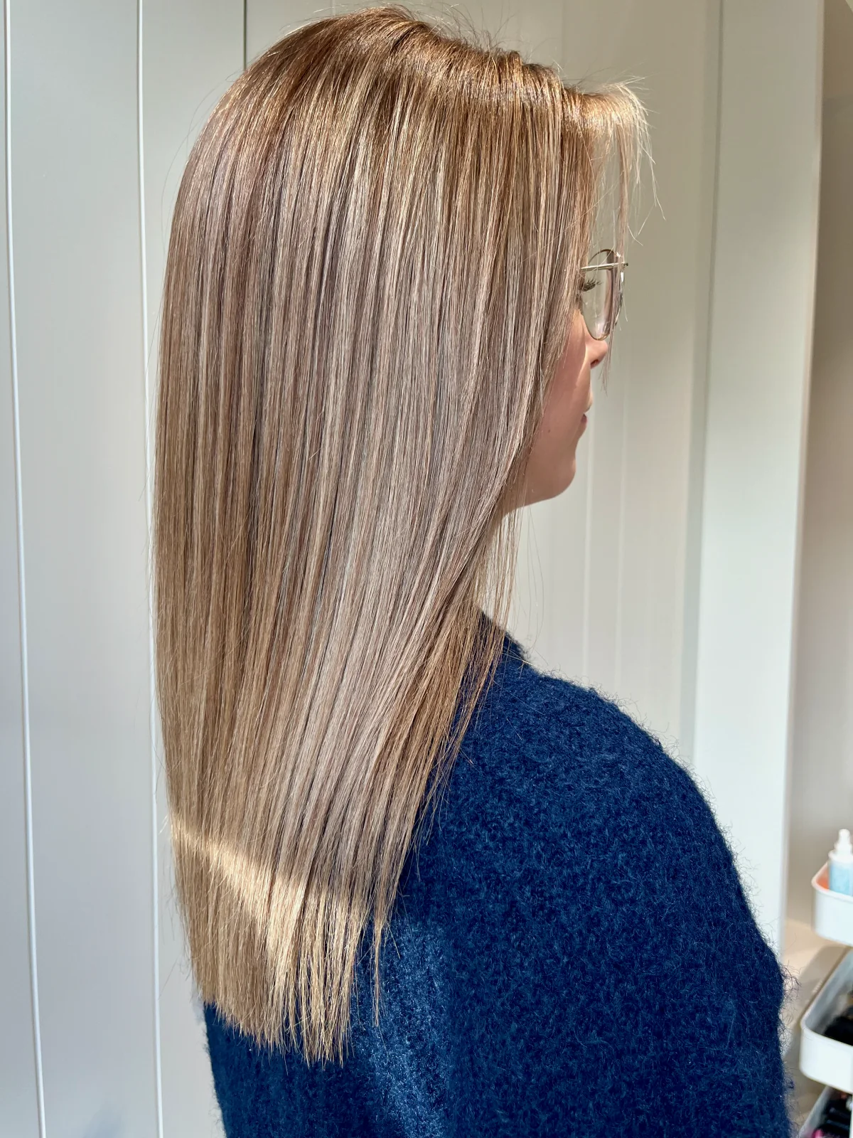 Lang glanzend haar met zachte balayage